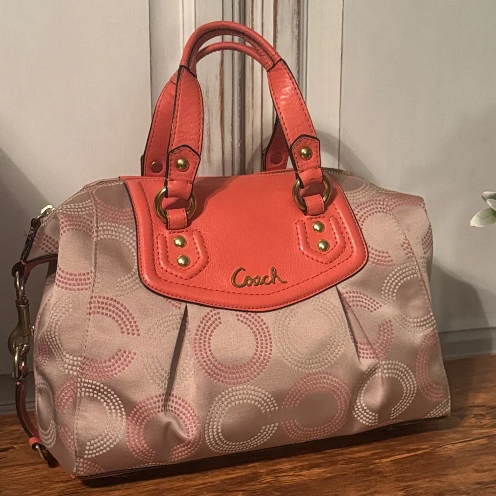 Coach Ashley Signature Tan Sateen,coral Leather Shoulder satchel Bag - Picture 2 of 11